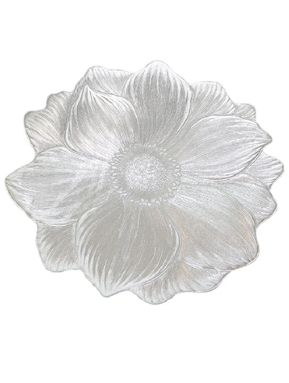 Heat-resistant, waterproof, oil-resistant lotus-patterned placemat